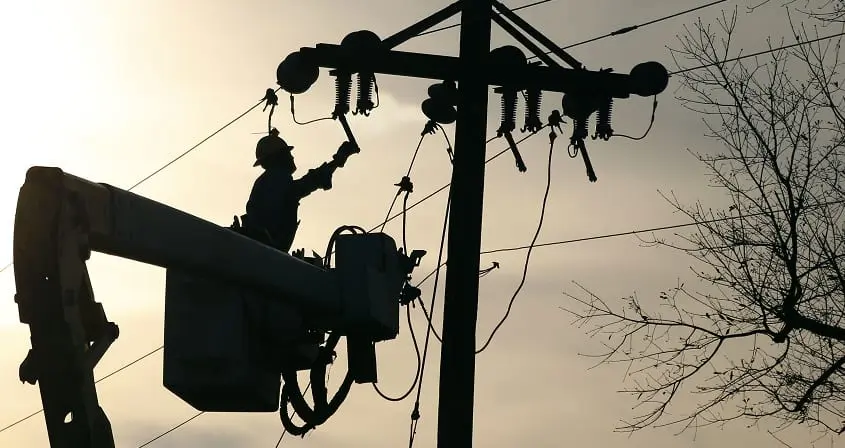 1952 Society, lineworkers